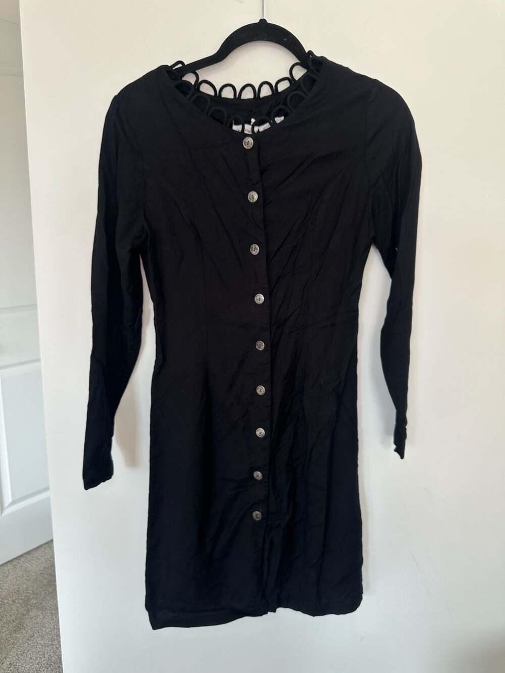 Styleworks Black 100% Rayon Long Sleeve Button-Front Mini Dress with Loop Neckli